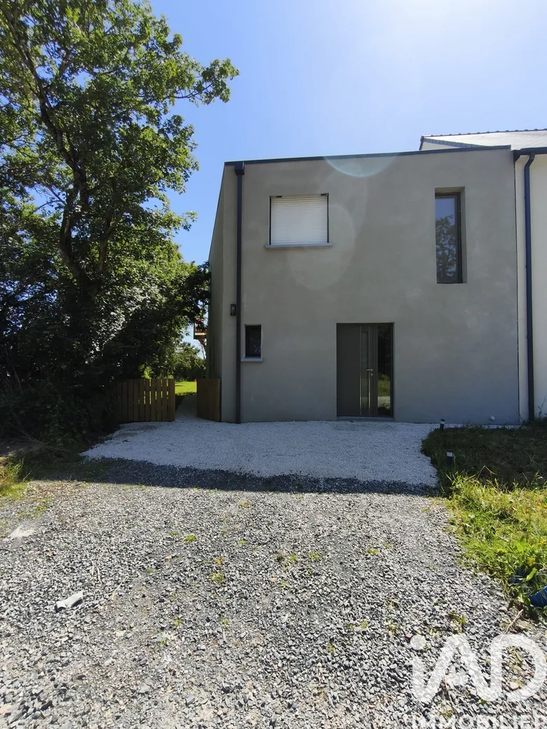 Maison 4 pièces 139 m² · à Saint-Augustin-des-Bois · 139 m² · 330 750 €