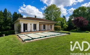 House in Juillac-le-Coq (16130)