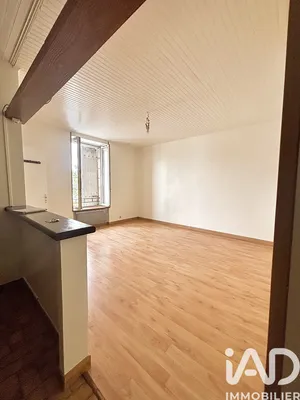 Apartment in Quimper (29000)