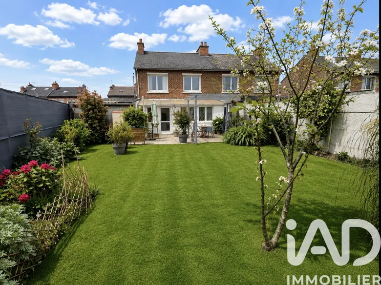 Maison 5 pièces 115 m² · à Thiant · 115 m² · 172 000 €