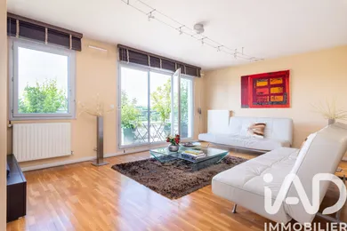 Apartment in Villeurbanne (69100)