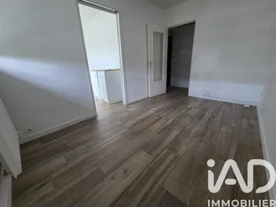 Studio à Gennevilliers (92230)