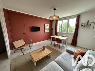Apartment in Troyes (10000)