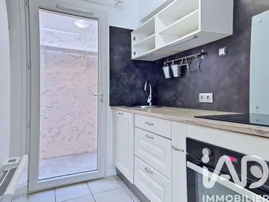 Appartement à Périgny (94520)