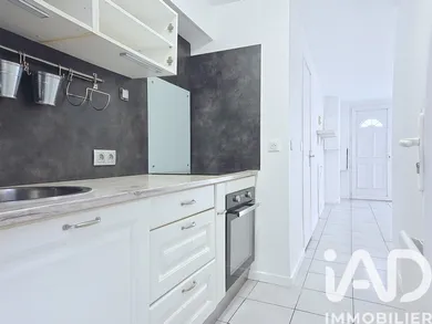 Appartement à Périgny (94520)