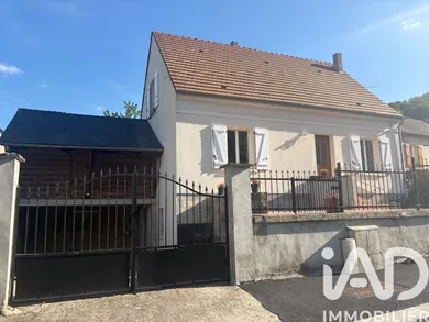Maison traditionnelle à Bitry (60350)
