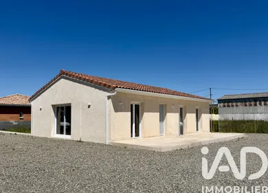 Maison de village à Labarthe-Inard (31800)