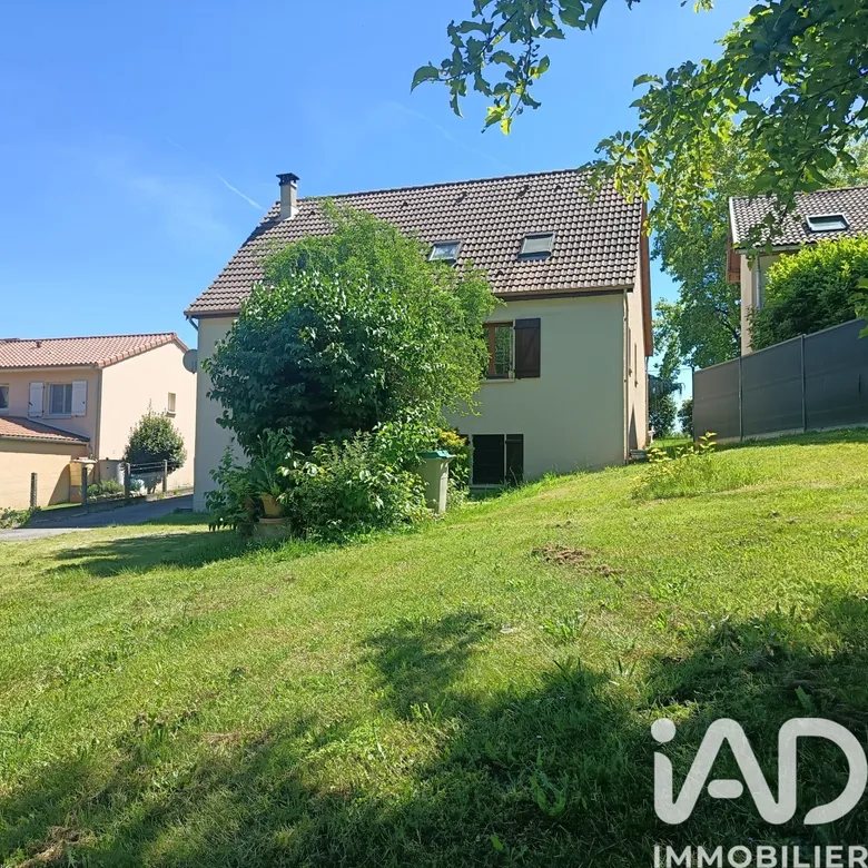 Maison 5 pièces 123 m² · à Nexon · 123 m² · 149 000 €