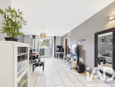 Appartement à Évry (91000)
