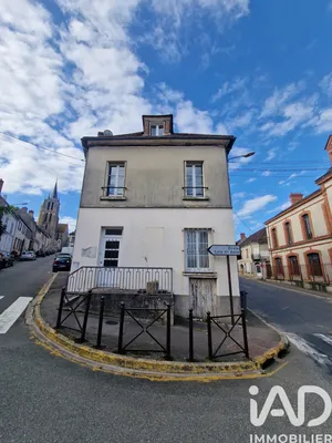 Building in Lorrez-le-Bocage-Préaux (77710)