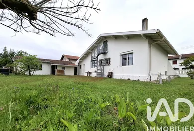 Townhouse in Saint-Vincent-de-Tyrosse (40230)
