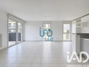 Apartment in Mantes-la-Jolie (78200)