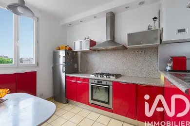 Apartment in Saint-Maur-des-Fossés (94210)
