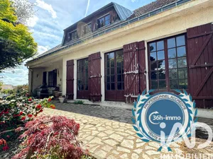 Maison traditionnelle à Presles-en-Brie (77220)