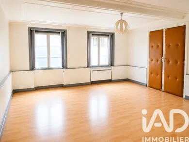 Apartment in Charleville-Mézières (08000)