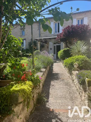 Maison de village à Port-Sainte-Foy-et-Ponchapt (33220)