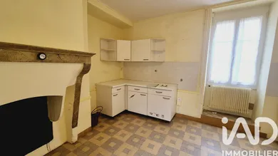 House in Sennevoy-le-Bas (89160)