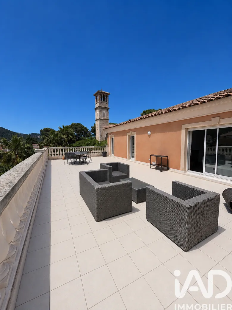 Appartement 4 pièces 80 m² · à Carqueiranne · 80 m² · 560 000 €