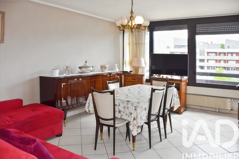 Appartement 3 pièces 64 m² · à Annecy · 64 m² · 240 000 €