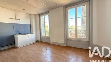 Apartment in Digoin (71160)