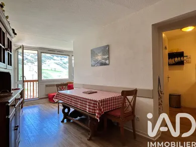 Appartement à LA MONGIE (65200)