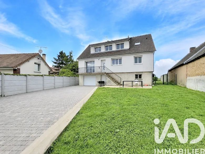 Maison 7 pièces 150 m² · à Amilly · 150 m² · 263 900 €