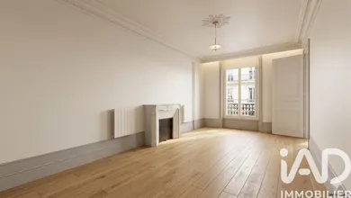 Apartment in Digoin (71160)