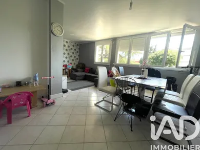 Apartment in Nîmes (30000)