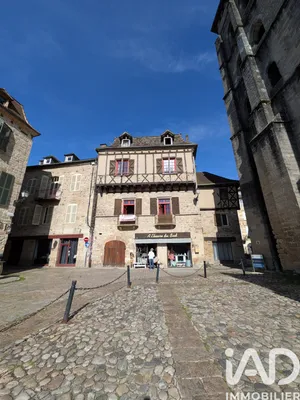 Immeuble à Beaulieu-sur-Dordogne (19120)