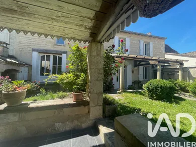 Maison de village à Port-Sainte-Foy-et-Ponchapt (33220)