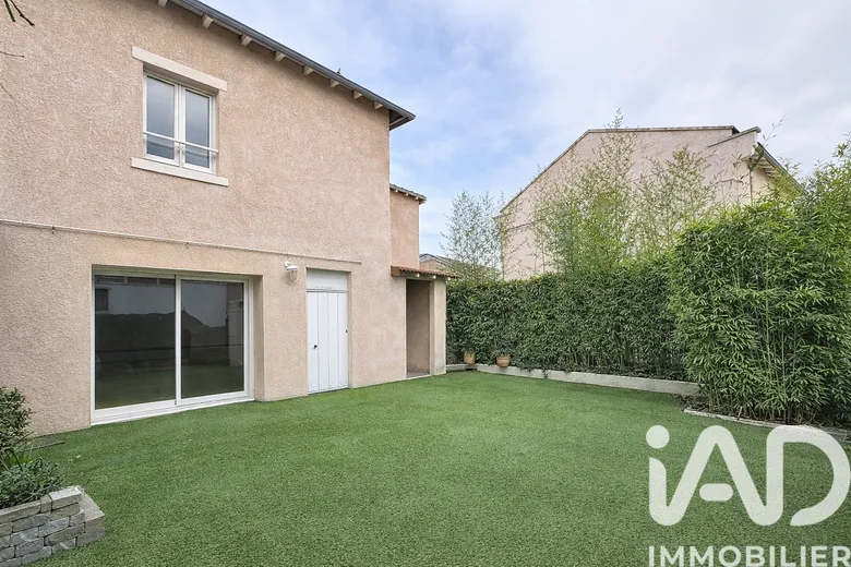 Maison 9 pièces 184 m² · à Roanne · 184 m² · 269 000 €