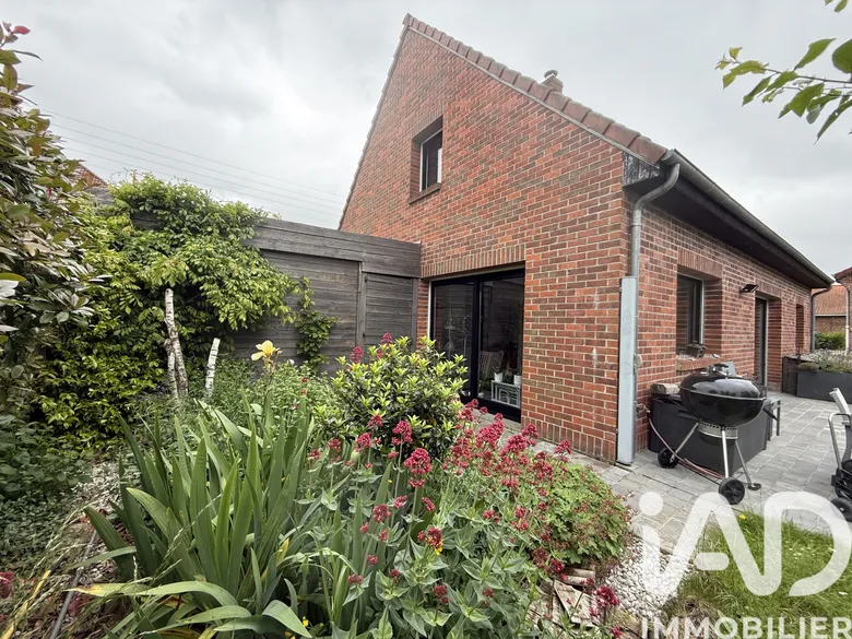 Maison 7 pièces 131 m² · à Hantay · 131 m² · 414 000 €