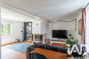 Townhouse in Flins-sur-Seine (78410)
