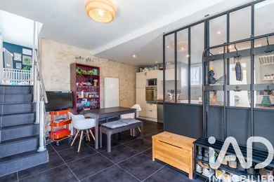 Townhouse in Flins-sur-Seine (78410)