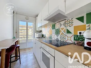 Apartment in Toulon (83000)