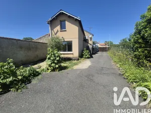 Maison à Saint-Généroux (79600)