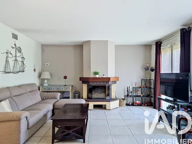 House in Le Mesnil-Saint-Denis (78320)