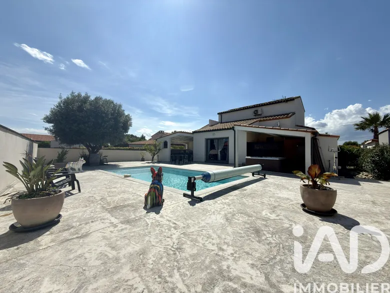 Maison 6 pièces 156 m² · à Saint-Hippolyte · 156 m² · 439 000 €