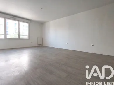Appartement à Les Ulis (91940)
