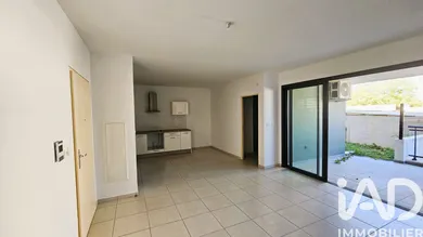 Appartement à Saint-Pierre (97410)