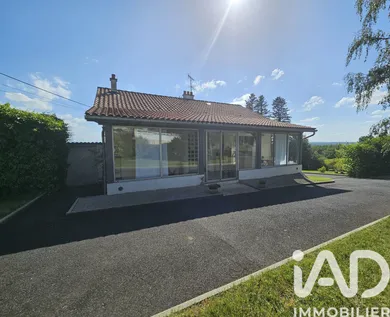 House in Dorat (63300)