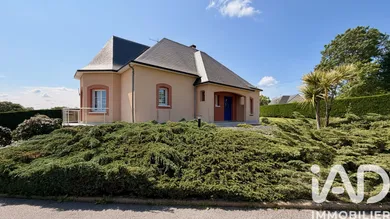 Maison d'architecte à Grez-Neuville (49220)