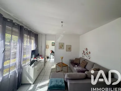 Apartment in Oullins (69600)