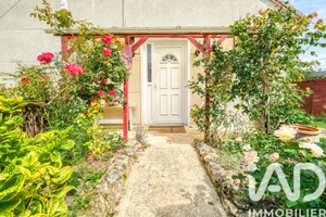 Traditional house in Roissy-en-Brie (77680)