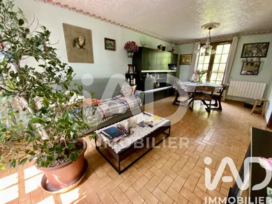 Maison à Dourdan (91410)