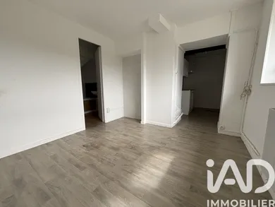 Building in Vrigne aux Bois (08330)