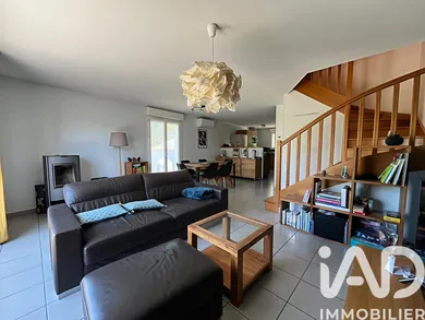Townhouse in Eysines (33320)