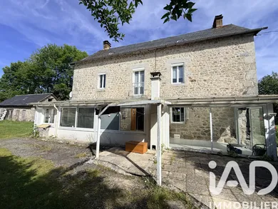 Maison de campagne à Valiergues (19200)