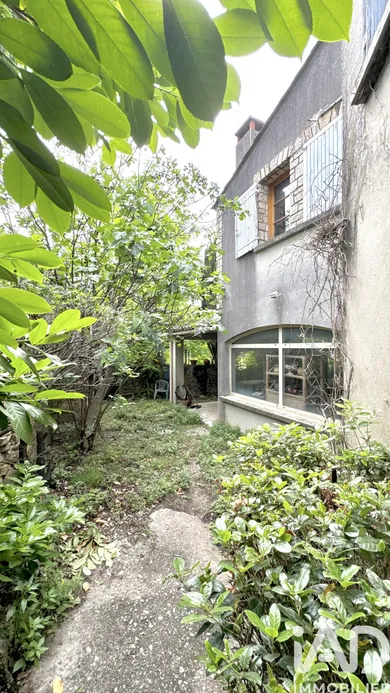 Village house in Saint-Laurent-de-Carnols (30200)