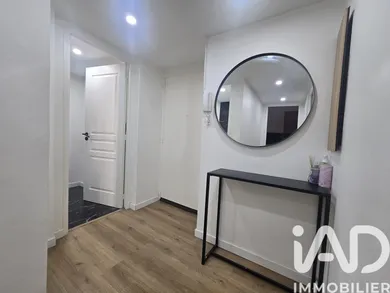 Apartment in Toulon (83000)
